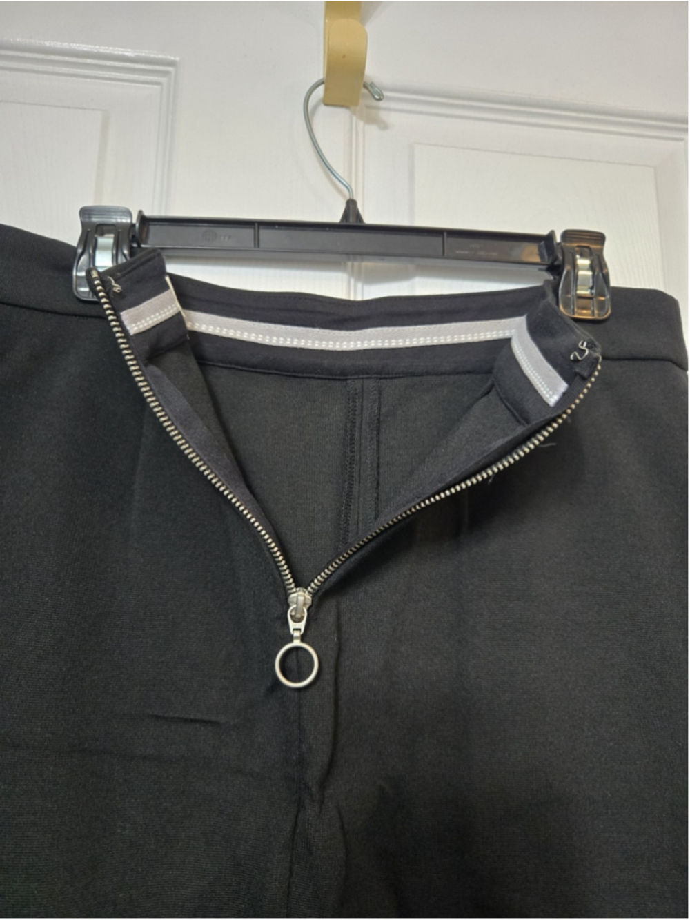 Maeve Anthropologie Black Ponte Knit A-Line Mini Skirt 12 Pocket Zip Back... - Picture 5 of 10